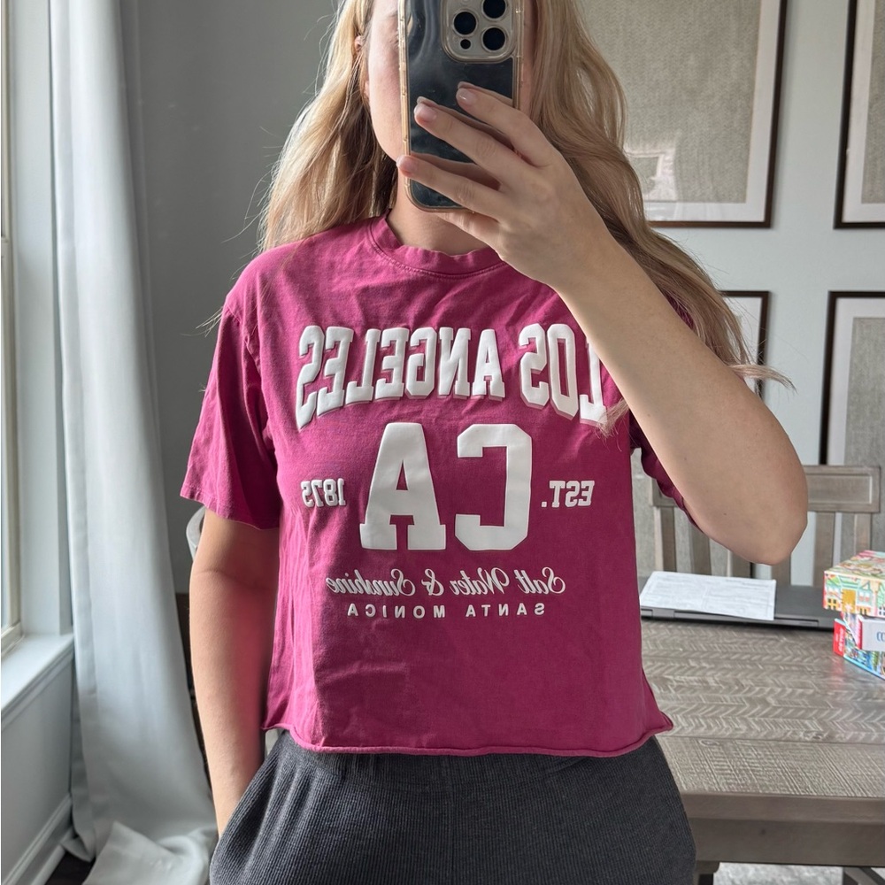 Feel Magenta Rose Pink Puff White Letters Los Angeles CA Graphic T-Shirt - Picture 2 of 6